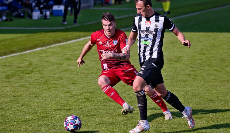 FOTOGALERIE: Proti Dynamu sklapla Csaplárova past. Jihočeši doma se Sigmou vedli 2:0, přesto brali jen bod