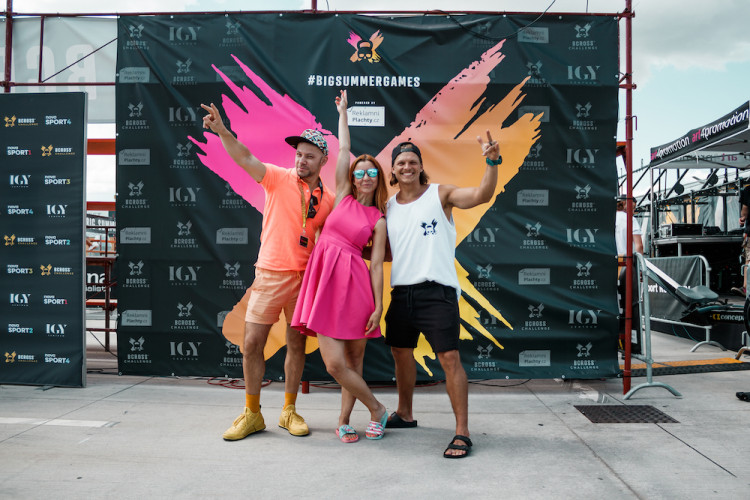 Přes tři stovky závodníků, ale i VIP hosté. Na střeše IGY Centra odstartovaly Big Summer Games