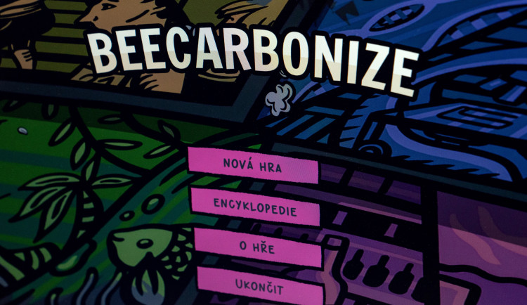 Zvládnete zachránit planetu před globální ekologickou katastrofou? Vhodnou strategii si můžete vyzkoušet v karetní videohře Beecarbonize, v níž bude vaším nelítostným protivníkem klimatická změna. 
