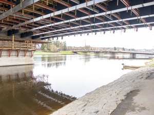 FOTOGALERIE: Oprava mostu v Týně nad Vltavou