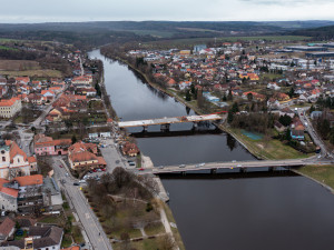FOTOGALERIE: Oprava mostu v Týně nad Vltavou
