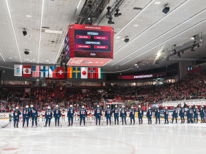 Hokejistky ve druhém utkání na domácím mistrovství podlehly favorizovaným USA