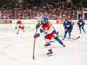 České hokejistky na domácím mistrovství podruhé prohrály, podlehly Finkám 2:4