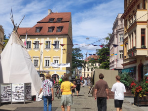 Ulice Budějc rozzářily barvy festivalu Město lidem, lidé městu