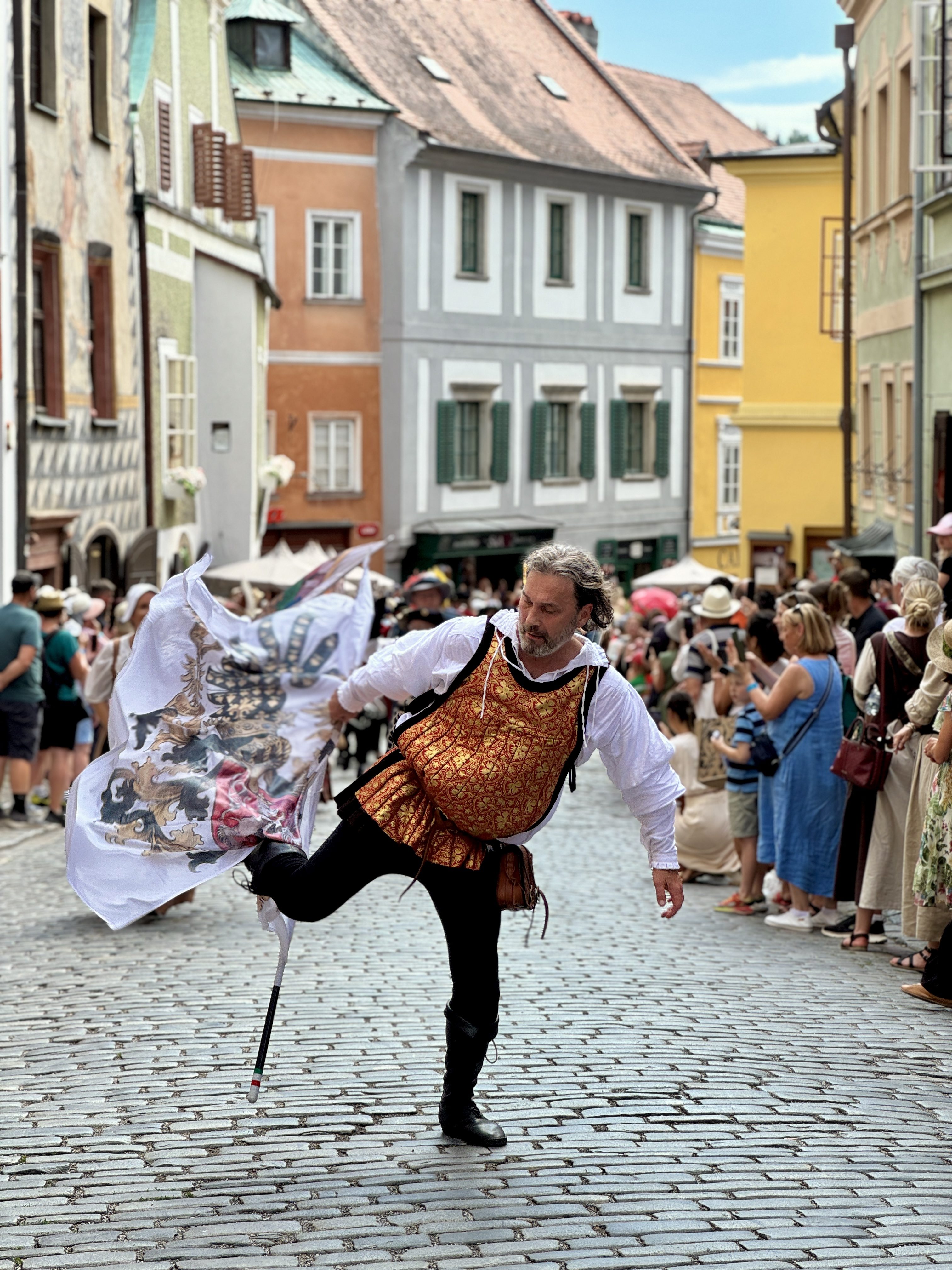 Český Krumlov se vrátil do časů Rožmberků. Podívejte se na Slavnosti pětilisté růže