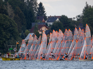 FOTO: Lipno zná mistry Evropy v jachtingu ve třídě 29er