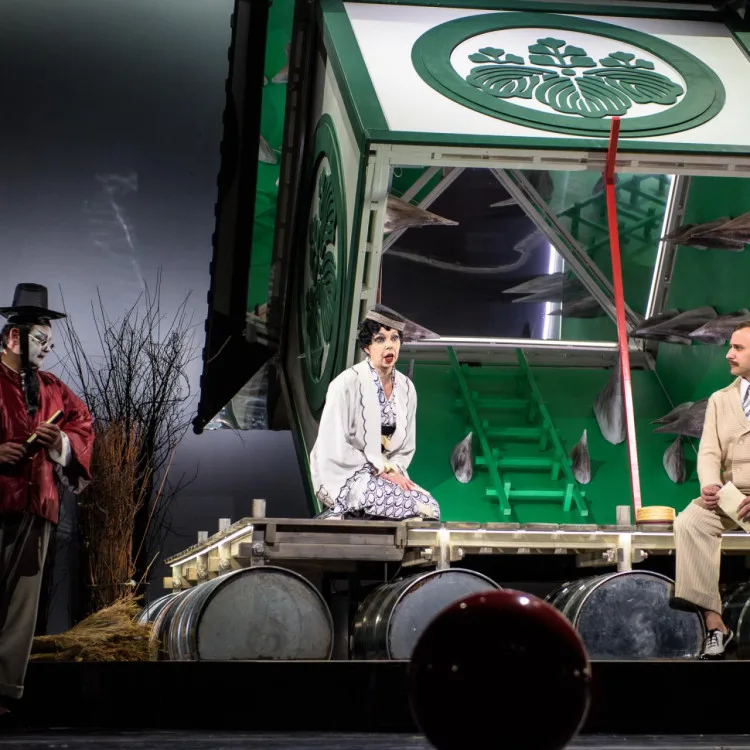 Madama Butterfly