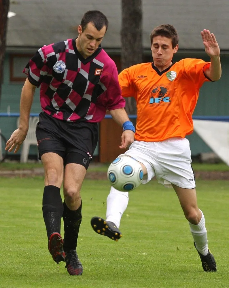 Dudek odkopává před Lovičkou