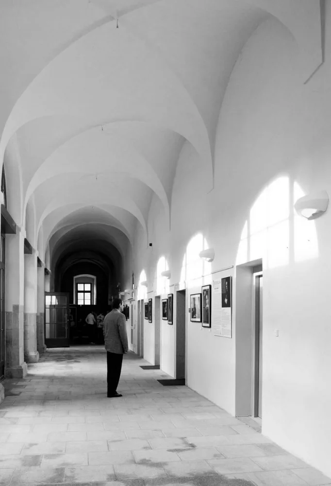 Útroby Národního Muzea Fotografie