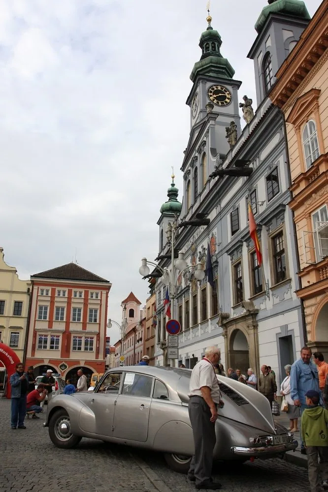 Českobudějovická radnice viděla start projektu Trofeo Niké Bohemia, který letos zavítal na jih Čech