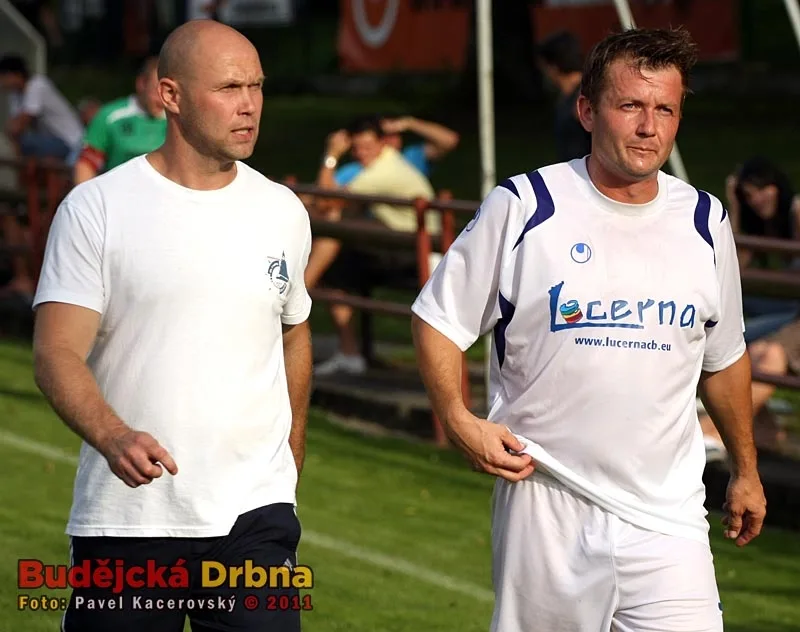 Rudolfovský kapitán Martin Zach (vpravo) s trenérem Ivo Schusterem