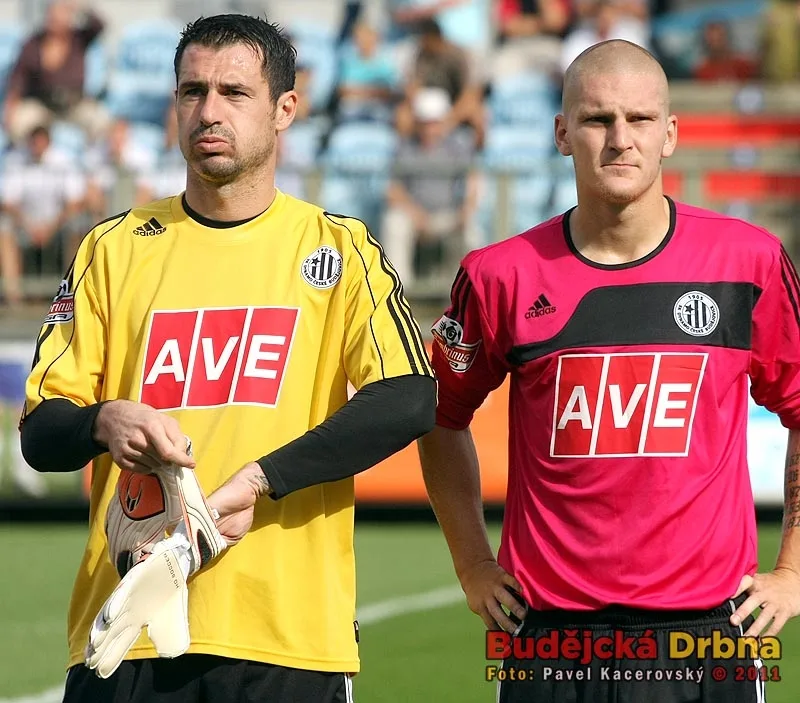 Pavel Kučera (vlevo) s kanonýrem Dynama Zdeňkem Ondráškem