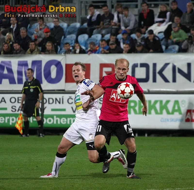 Přetlačovaná Grigorije Chirkina (vpravo) s Davidem Limberským
