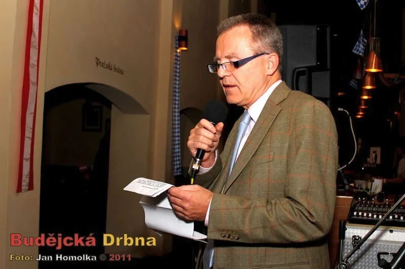 Proslov honorárního konzula Rakouské republiky Ing. Lubomíra Sýkory ohledně vztahu Česka a Rakouska a kuchyně s tím spjaté