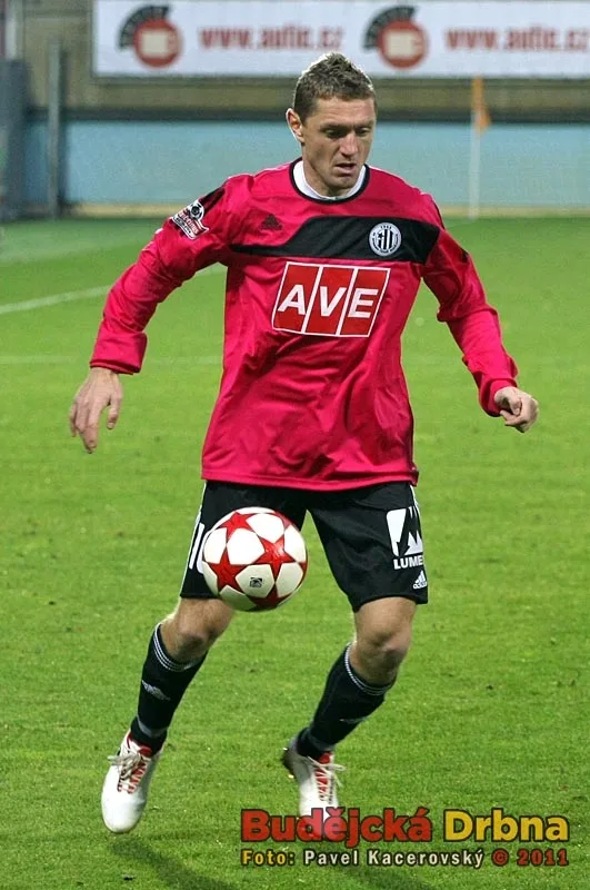 Jedinou branku Dynama vsítil zkušený Luboš Pecka