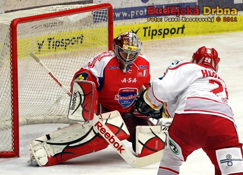 Puk letící z hole Miloslava Hořavy skončil v Kovářově klíně