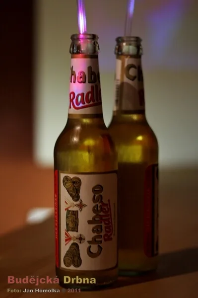 Na nápojovém lístku najdete piva, destiláty, vína, ale také lehčí drinky jako třeba Radler