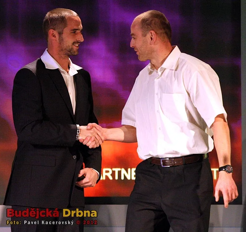 Motorkář Jakub Smrž a kanoista Lukáš Novosad (zleva)