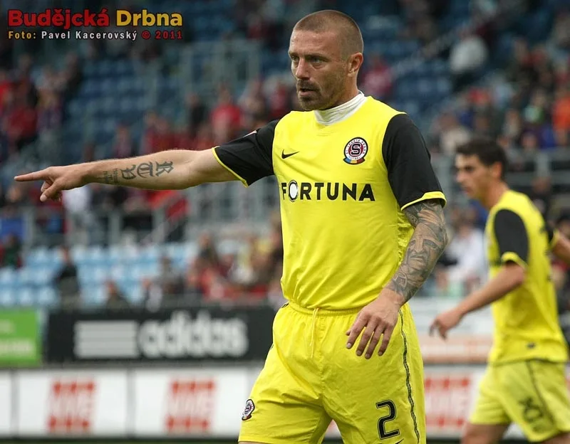 Zamíří Tomáš Řepka, jedna z nejkontroverznějších postav českého fotbalu, do Dynama?