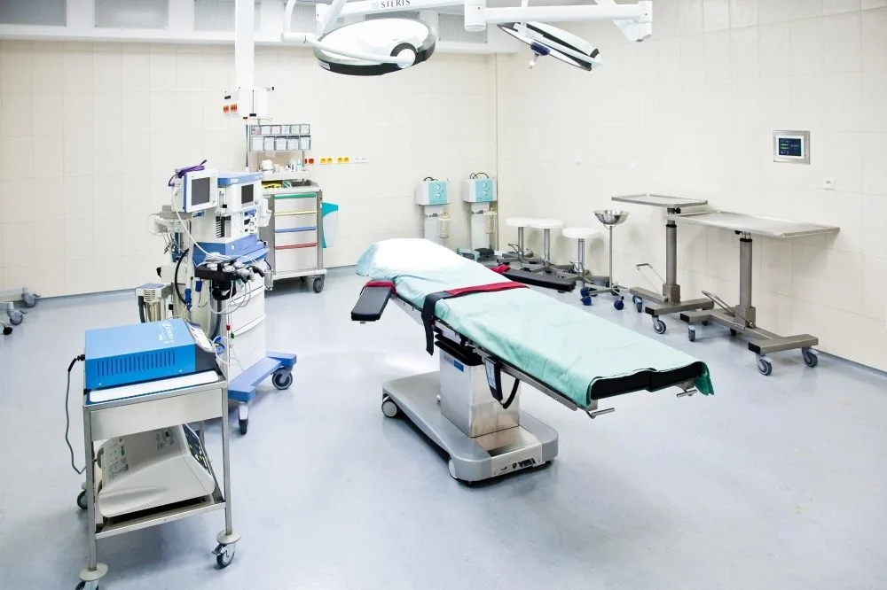 RRC Clinic - Plastická chirurgie -  operační sál