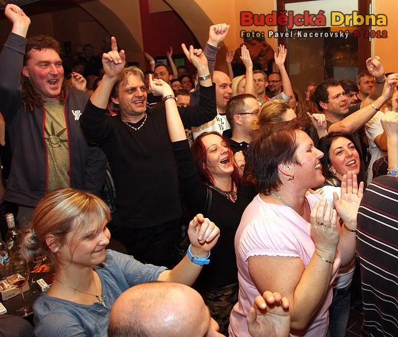 HE band publikum bavil