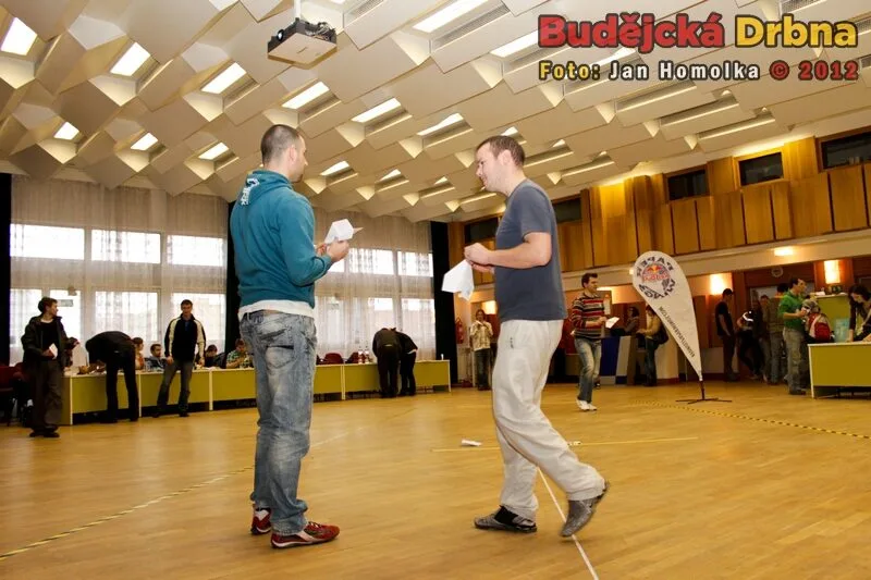 Poslední přípravy před první disciplínou