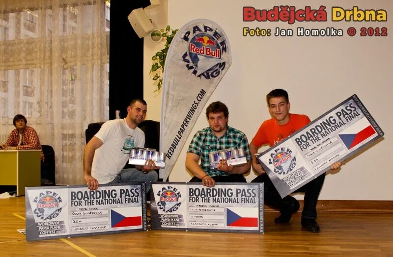 Vítězové postupující do pražského celostátního kola, zleva Petr Hynek, Miroslav Dolejš a Pavel Skuhrovec