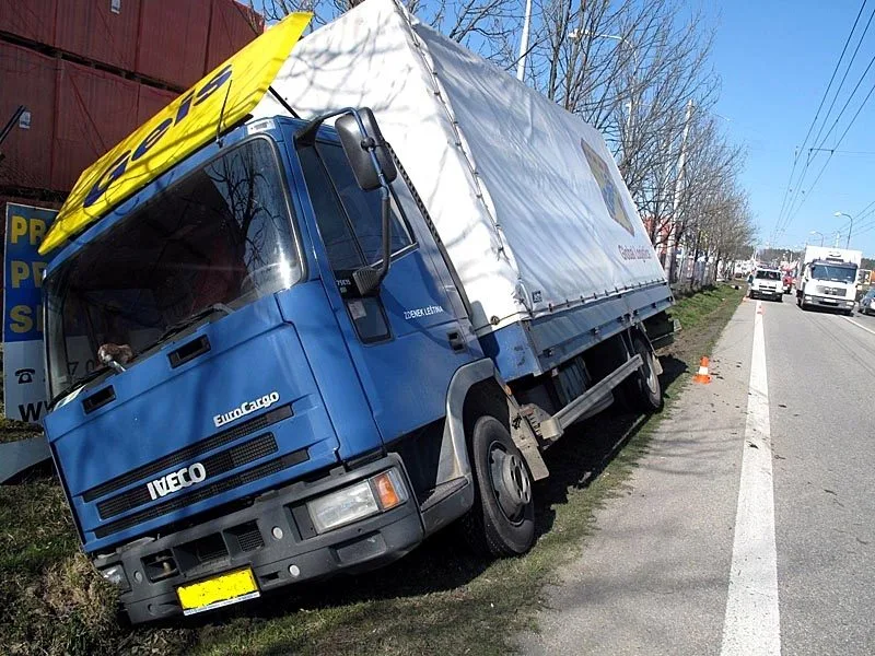 Nehoda nákladního automobilu na Borku