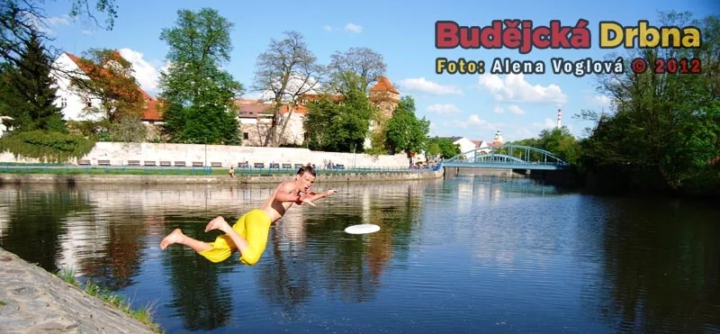 ...samozřejmě, že tento!