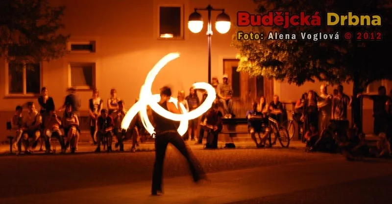 Fireshow na Piaristickém náměstí