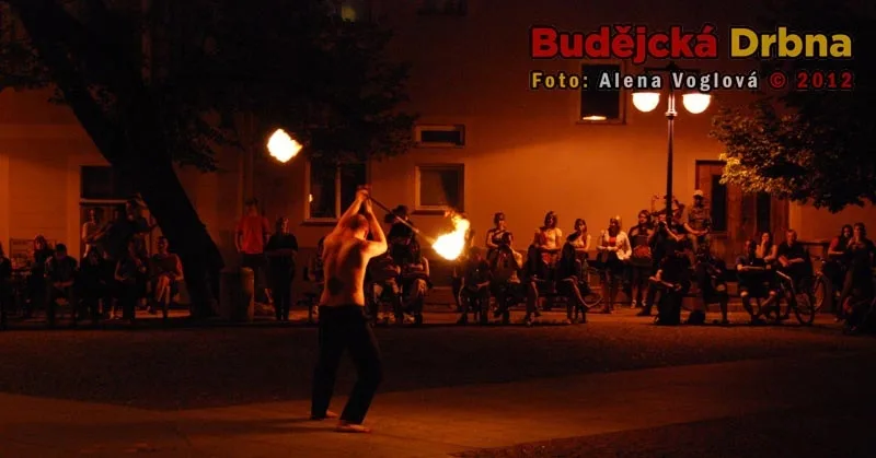 Jediný muž v celé skupině