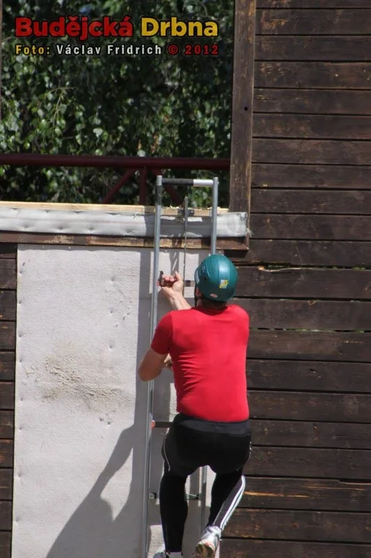 Liga ve výstupu na věž 2012