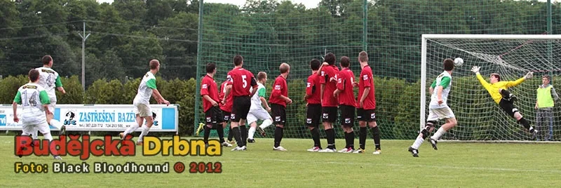 Roudenský Jiří Havelka skóruje z trestného kopu
