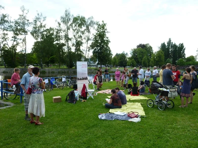 Piknik na trávě