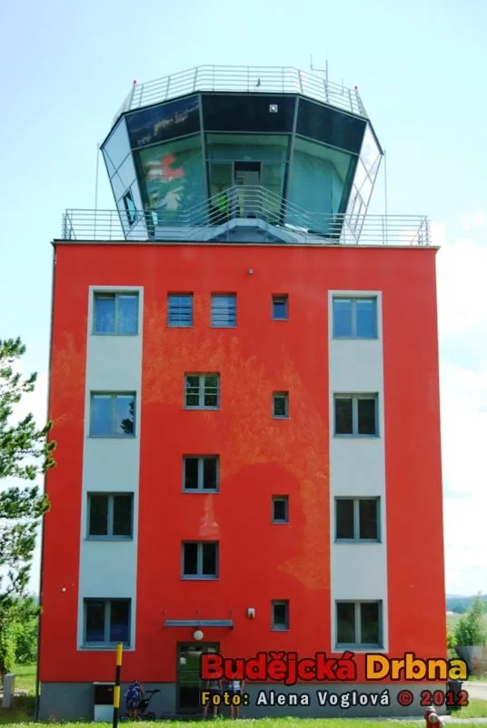 Navigační věž v novém kabátě