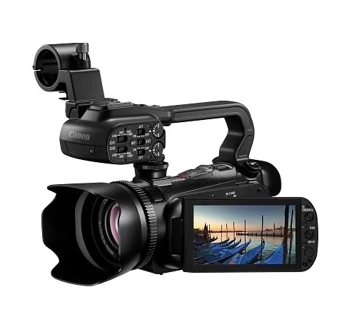 Hlavní cena soutěže - kamera Canon Legria HF XA10