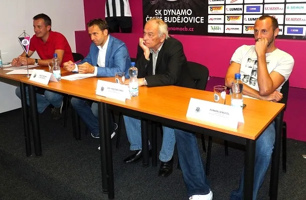 Tisková konference Dynama před startem ligy