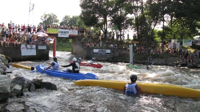 Wave 2009 Samba Boater Cross - bavili se jak zkušení závodníci, tak hlavně diváci