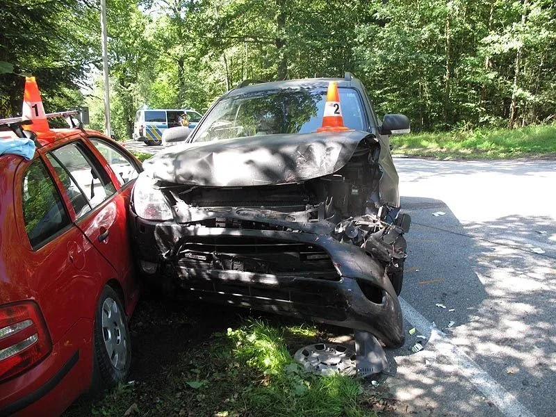 Vážná dopravní nehoda nedaleko Chotýčan na Budějcku si vyžádala šest zraněných