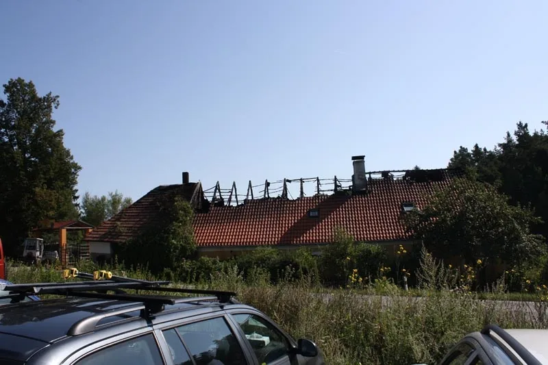 Obytná část Parku exotických zvířat Dvorec po požáru
