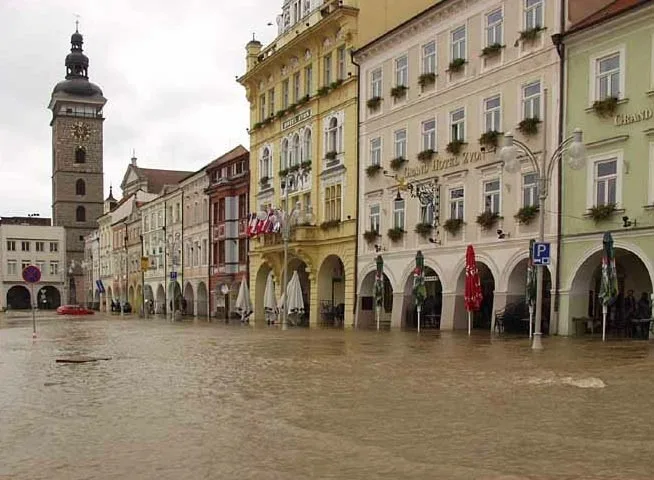 Potopa na náměstí Přemysla Otakara II.
