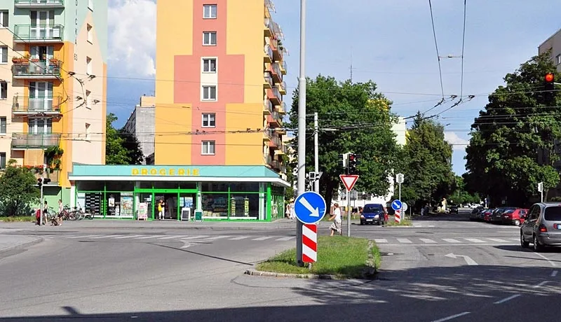 Křižovatka Lidická - L. M. Pařízka