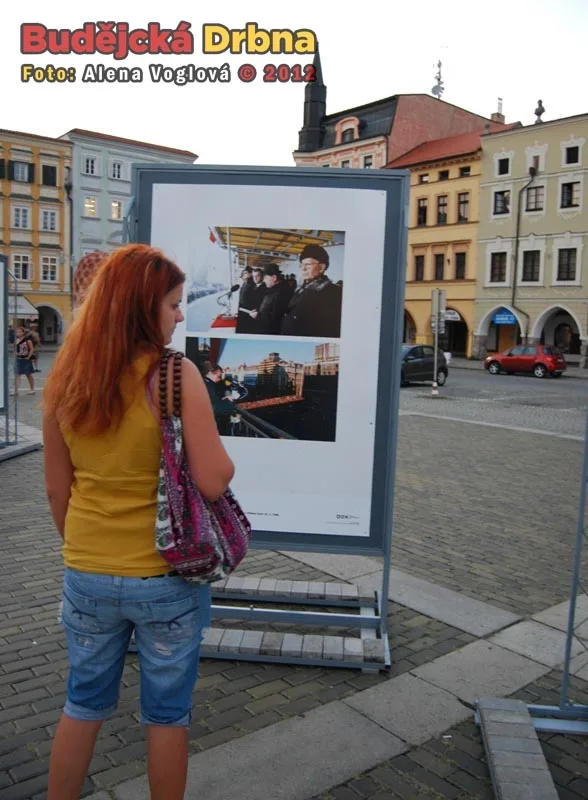 Některé obrázky ukazují krutou realitu