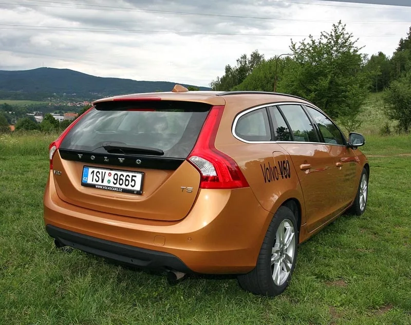 Volvo V60 T5 Momentum