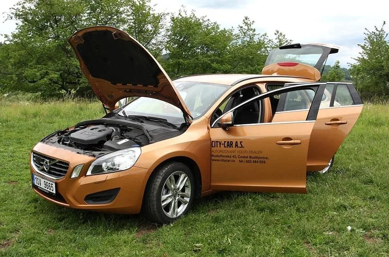 Volvo V60 T5 Momentum
