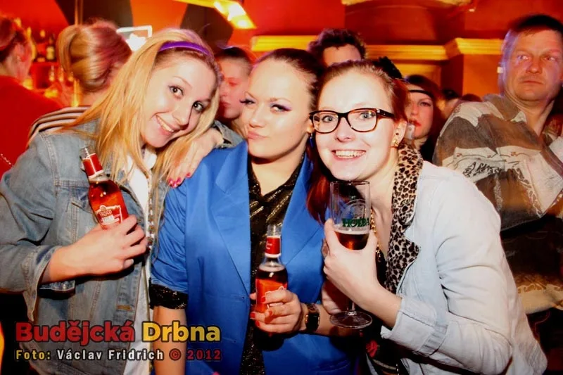 Jarní Retroparty v Café Klubu Slavie