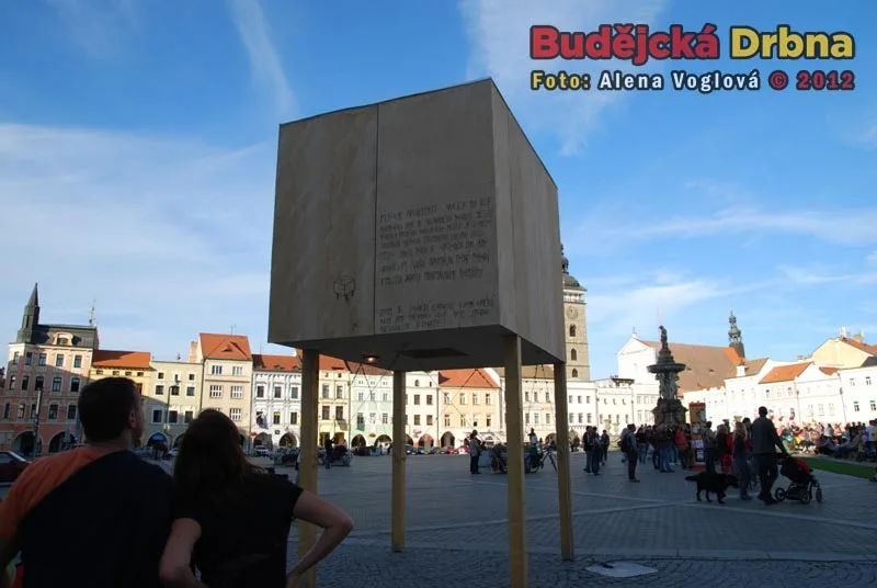 Domek je součástí expozice v Domě umění