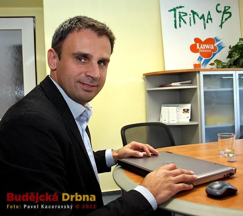 Jiří Zimola po skončení online chatu v redakci Budějcké Drbny