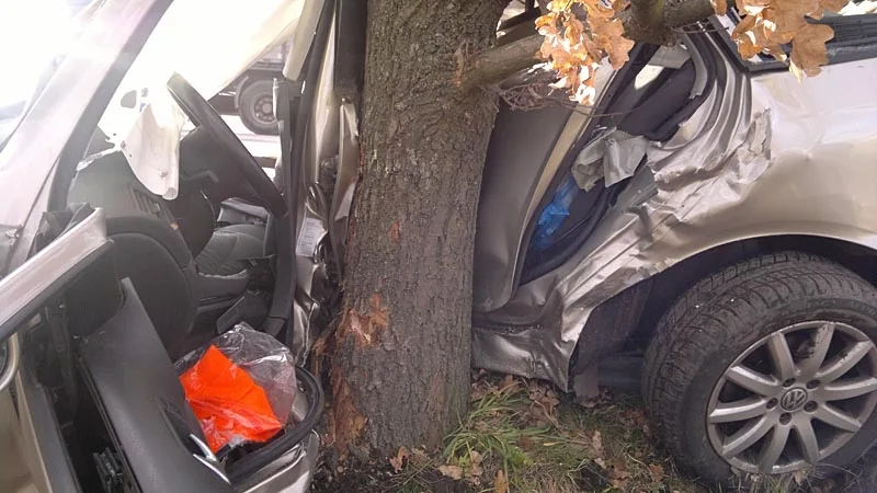 Tragická nehoda Volkswagenu Golf u Plané