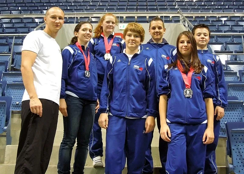 Dorostenci TJ Karate při Rapid cupu na Slovensku